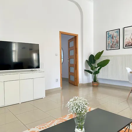 Komfortowy Z Tarasem W Poblizu Jeziora I Gor Sowich Apartmán