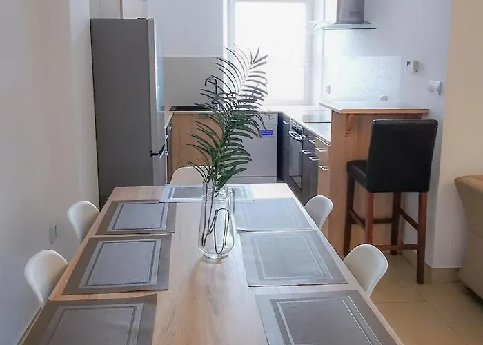 Appartement Komfortowy Z Tarasem W Poblizu Jeziora I Gor Sowich *